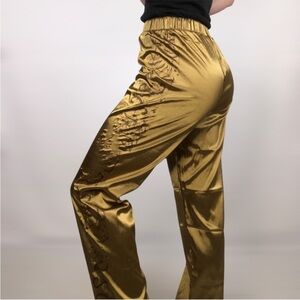 Satin Taylor swift Pants in Green